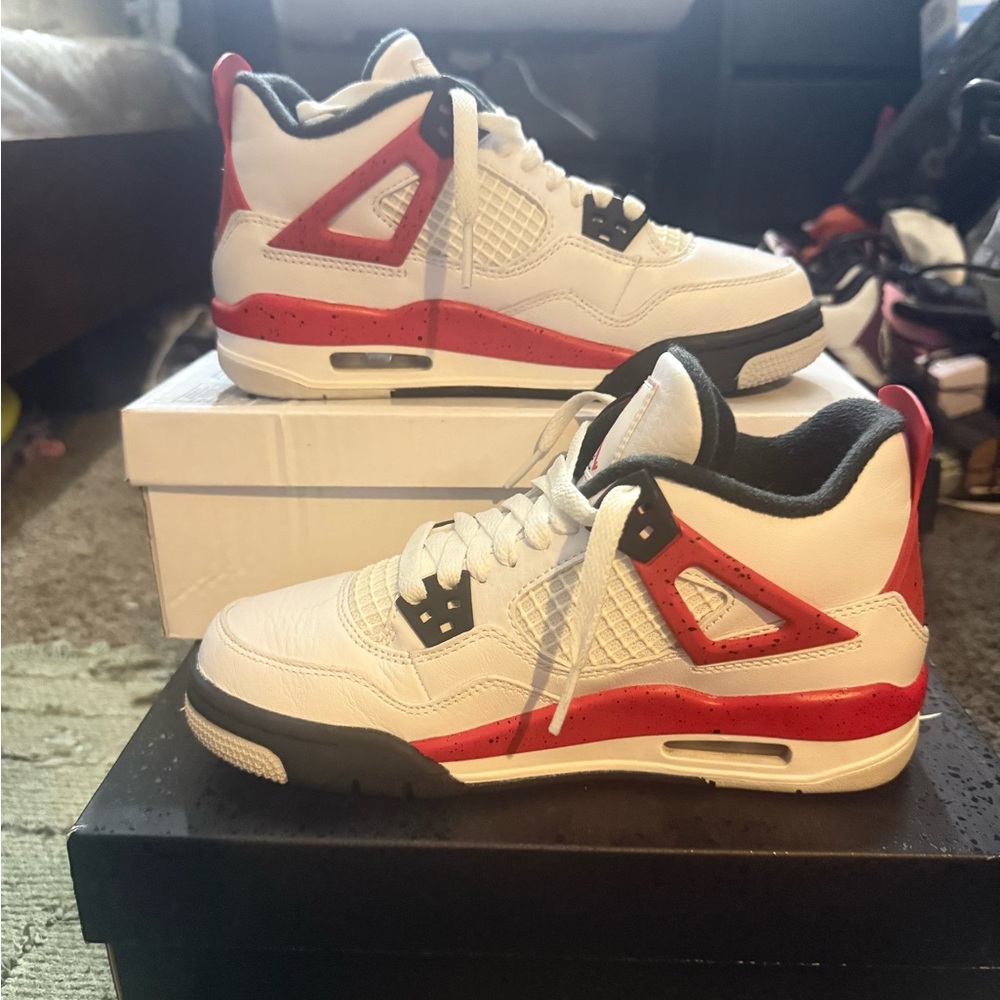 Jordan 4 retro red cement